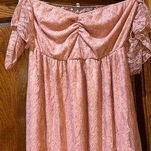 Off-Shoulder Lace Strapless Dress in Dusty Pink